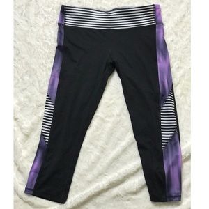 🌿C9 Champion | Mid Rise Capri Leggings🌿